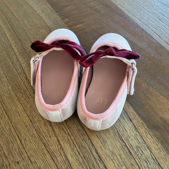 Gap Toddler Girl Flats - Size 5 - Picture 5 of 6